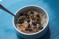 Cinnamon Roll Oatmeal