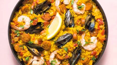 Homemade Paella in the Lodge : r/castiron